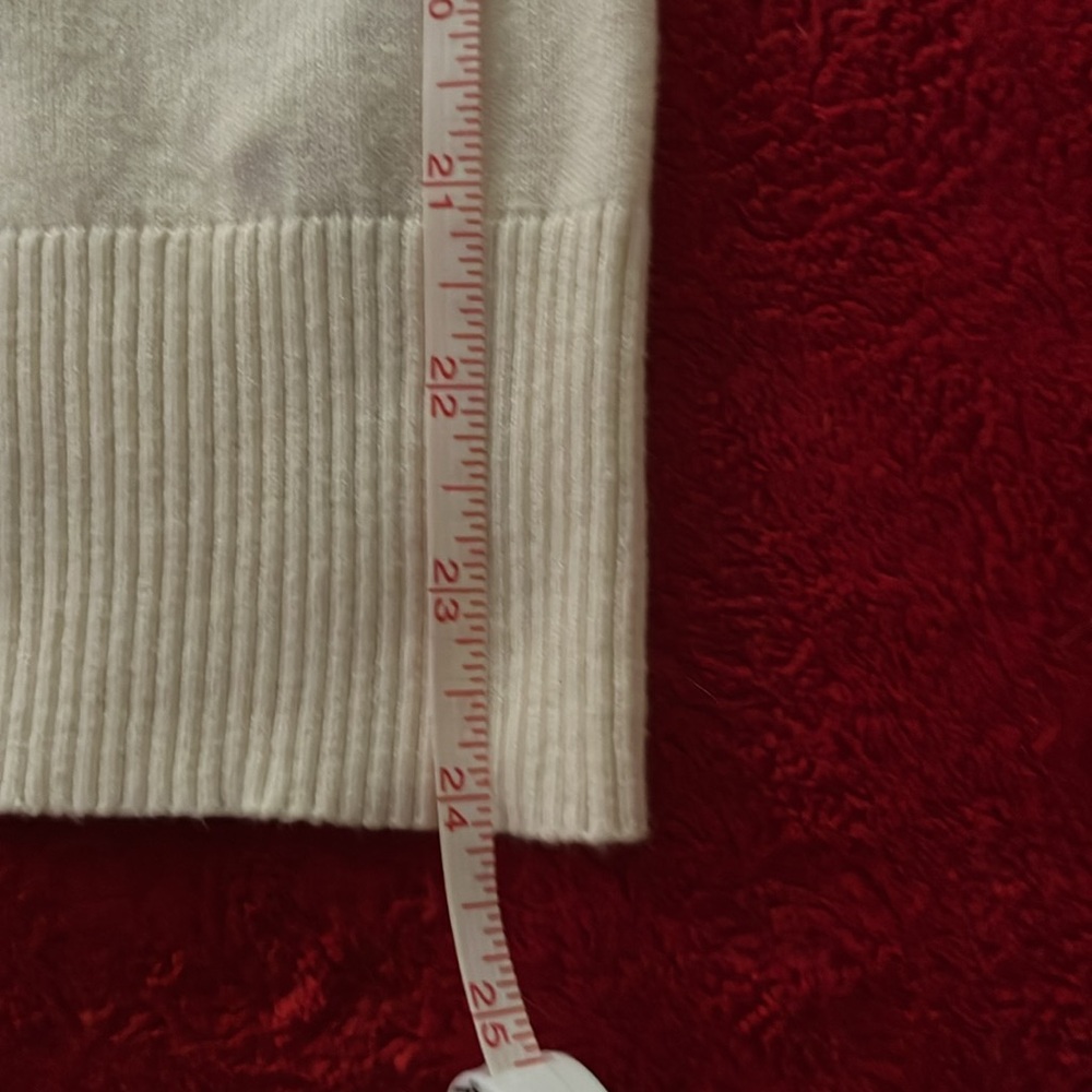 XS Women Small GBG sweater - Picture 3 of 5